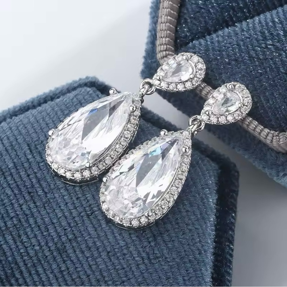 Elegant Teardrop or Water drop CZ’s set in Silver Earrings-Post or Stud-New‎